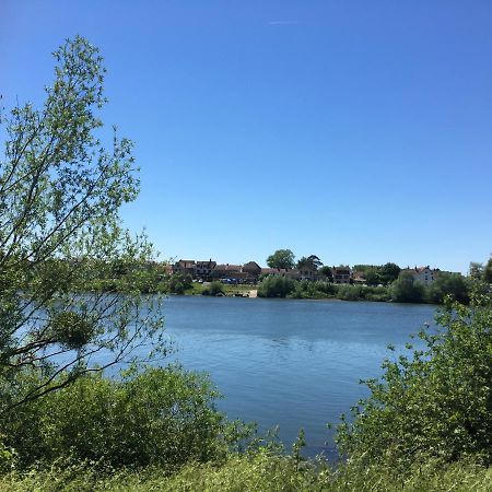 Bed and Breakfast En Bord De Seine Vetheuil Экстерьер фото